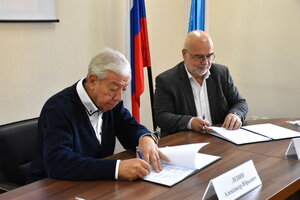 Подписано Соглашение о взаимодействии между Общественными палатами Крыма и Свердловской области