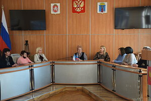 В Феодосии прошло первое заседание вновь избранного общественного совета
