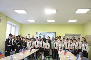 Школьники из Симферополя и Луганска провели совместный урок памяти 