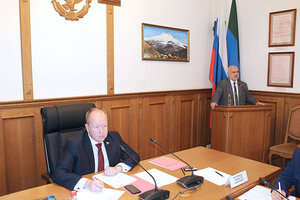 Делегация Общественной палаты Крыма приняла участие в выездном заседании Комитета Госдумы по образованию и науке
