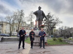 Члены ОП РК почтили память Александра Суворова