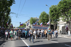 Общественная палата Крыма приняла участие в первомайской демонстрации