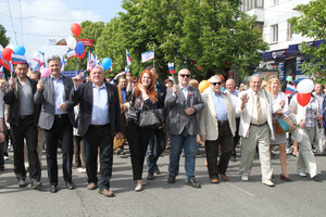 Общественная палата Крыма приняла участие в первомайской демонстрации (фото, видео)
