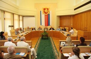 Общественная палата Крыма утвердила Регламент своей работы
