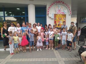 В Крыму продолжается акция «В школу с радостью!»