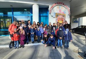 В преддверии семилетия Крымской весны дети из многодетных крымских семей посетили цирк