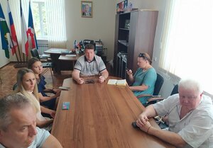 Андрей Козарь представил Общественную палату Крыма на заседании общественного совета Белогорска