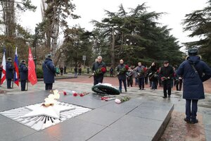 В Крыму почтили память неизвестных солдат