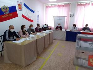 В Саках и Армянске прошли довыборы депутатов