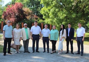 В Симферополе провели траурное мероприятие ко Дню памяти жертв депортации армян, болгар, греков