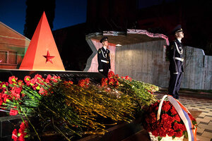 В Симферополе открыли мемориальный сквер в память о погибших во время оккупации фашистами