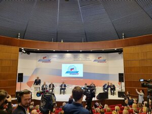 Владимир Резанов и Роман Чегринец приняли участие во Всемирной конференции соотечественников в Москве