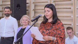 Инна Шишова поздравила выпускников школы-лицея № 3 имени А. С. Макаренко