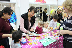 Общественная палата Крыма провела социальную акцию, посвященную Дню матери