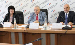 В Общественной палате Республики Крым обсудили вопросы информационно-психологической безопасности личности