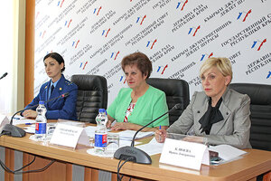 В ОП РК обсудили нюансы использования материнского капитала в Крыму