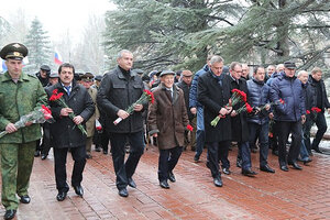 В Симферополе почтили память солдат, павших в боевых действиях