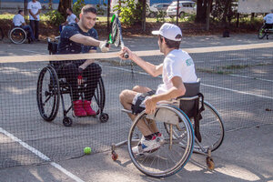 В Крыму прошел Первый открытый фестиваль по теннису на колясках «Спорт без границ»