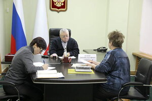 Председатель Общественной палаты Крыма провёл приём граждан