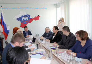 В Симферополе обсудили проблемы определения правового статуса Республики Крым