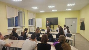 Андрей Ишин рассказал школьникам о значении Дня Республики Крым
